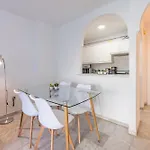 شقة Carihuela With Pool And Free Parking 5 M *