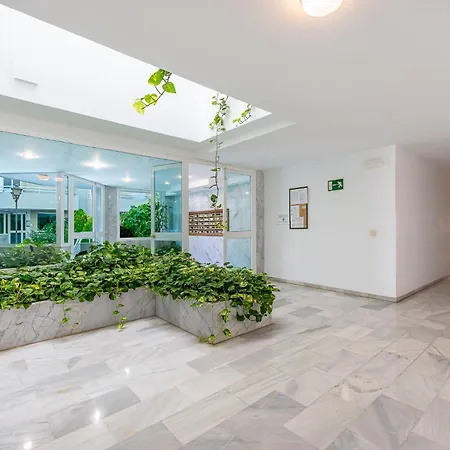 Carihuela With Pool And Free Parking 5 M * Торремолинос