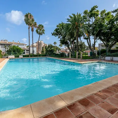 Carihuela With Pool And Free Parking 5 M